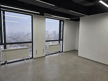 victor: Сдаю Офис целиком: 128 м², В бизнес центре, С ремонтом — 6