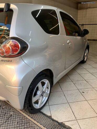 Toyota: Toyota Aygo: 1 l. | 2012 έ. Χάτσμπακ — 6