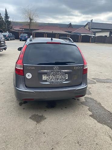Hyundai: Hyundai i30: 1.4 l | 2011 il Universal — 1
