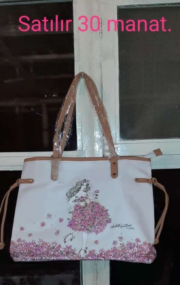 Çantalar: Satılır 35 manatdan başlayan qiymətlər — 24