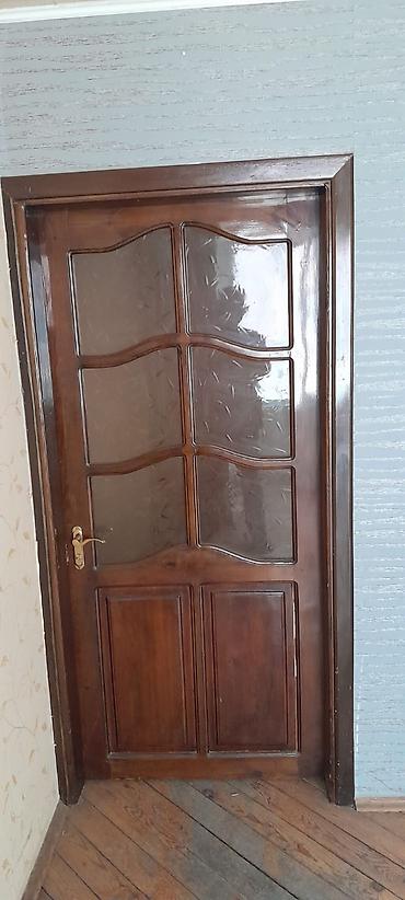 plasiq qapi: Taxta iç qapılar – şüşəli klassik model - Material: tam ağac (qəhvəyi — 1