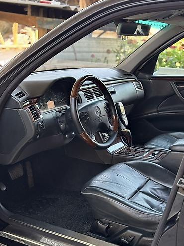 Продажа авто: Mercedes-Benz E-Class: 2001 г., Автомат, Седан — 3