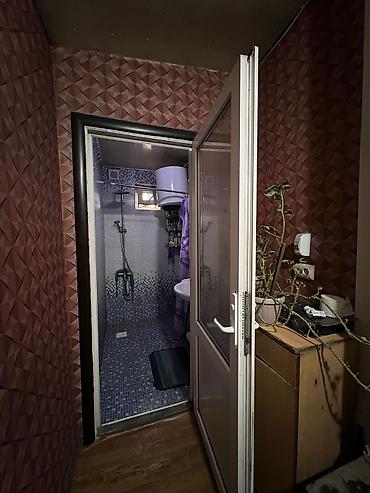 Продажа барачных домов: Срочно продаётся дом в Беш-Кунгее Дом расположен прямо у трассы — — 8