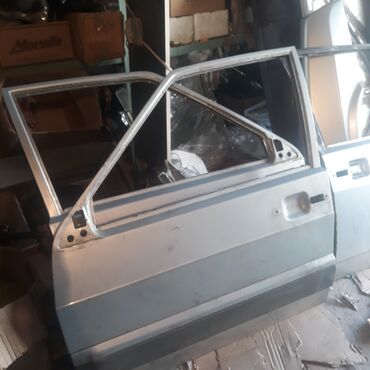 vaz 2107 qapilari: Vaz 21015 qabaq saq qani. 80 azn Vaz 2109.099 qabaq saq qapi 1 ededi