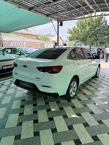 highlander platinum: Chevrolet Onix: 2020 г., 1 л, Автомат, Бензин, Седан — 2