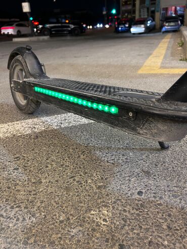 Elektrikli samokatlar: Barter va rtelfon ilə salam 1 ay yarım sürülüb zaretada verilir az — 12
