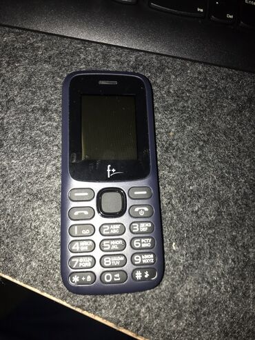 immergas kombi ikinci el: F+ markalı, düyməli, sadə dizaynlı mobil telefon. Zəng etmək və