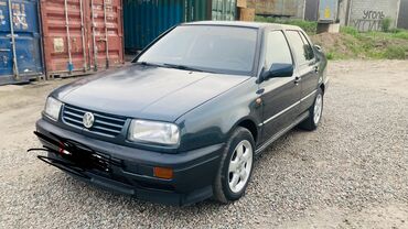 Volkswagen: Volkswagen Vento: 1997 г., 2 л, Автомат, Бензин