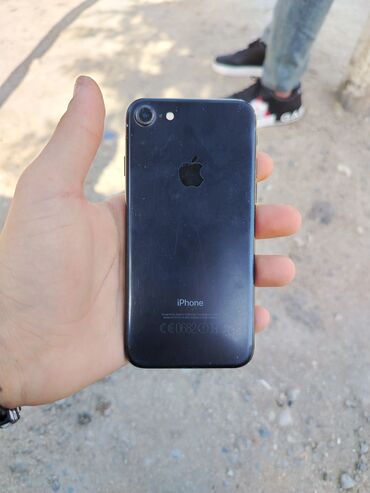 azerbaycan iphone fiyatları: IPhone 7, 32 GB, Qara, Zəmanət, Barmaq izi