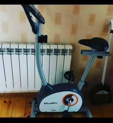 Digər trenajorlar: VolksGTM B-55 velotrenajoru evdə məşq etmək üçün əlverişlidir. Qara