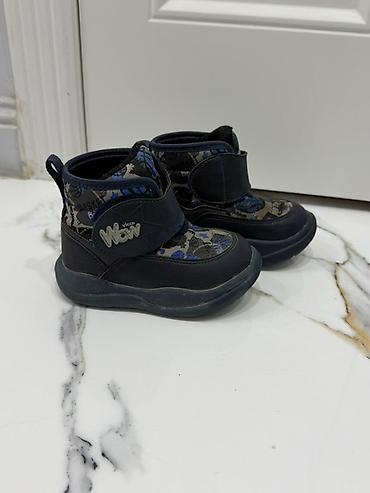 бу обув: Детская обувь в отличном состоянии 1) Резиновые сапоги Crocs, размер — 3