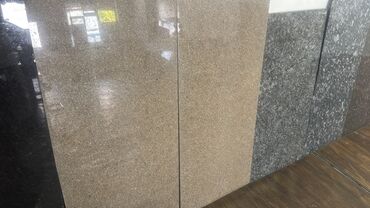 Гранит, мрамор: Гранитные плиты коричневого цвета, предназначенные для облицовки и — 3