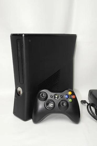 igrice za decu: U ponudi XBOX 360. Konzola je vrlo korektno očuvana sa malim znakovima — 5