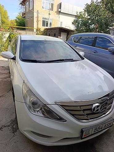 Hyundai: Hyundai Sonata: 2011 г., 2 л, Газ, Седан — 5