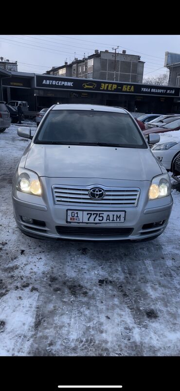 Toyota: Toyota Avensis: 2003 г., 1.8 л, Механика, Бензин, Седан