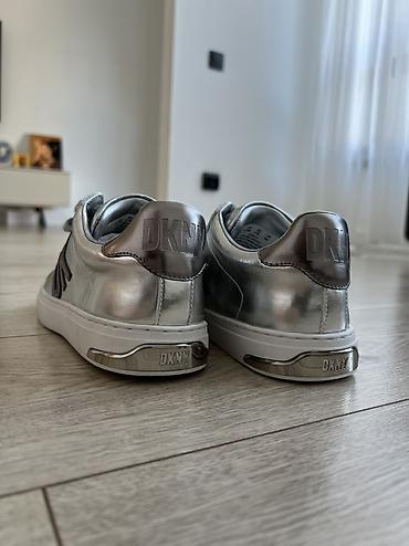 Парфюмерия: Парфюм от ZARA Новая коллекция, Оригинал 8000 с кроссовки 3500с — 15