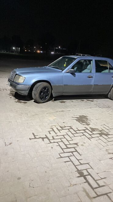 авто volkswagen passat б3 1991 года: Mercedes-Benz W124: 1989 г., 2.3 л, Механика, Бензин, Седан