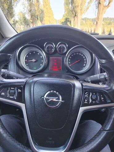 Opel: Opel Astra: 1.4 l | 2011 il 304000 km Universal — 8