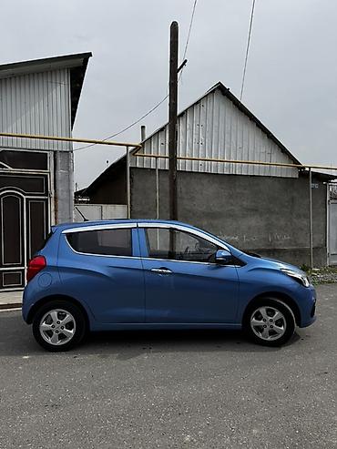 Chevrolet: Chevrolet Spark: 2018 г., 1 л, Вариатор, Бензин, Хэтчбэк — 3