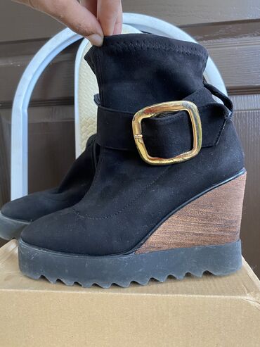 Botinka və botilyonlar: Ölçü: 37, rəng - Qara, İşlənmiş — 13