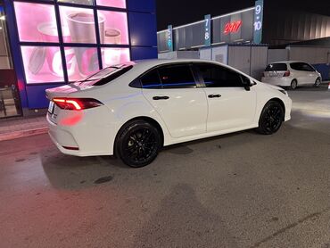 домкрат для джипа: Toyota Corolla: 2019 г., 1.8 л, Вариатор, Бензин, Седан