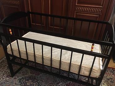 yellencek satisi: Oğlan və qız üçün, İşlənmiş, Dördbucaq, Beşik, Dəstsiz, Matras ilə, Yellənmə mexanizmi ilə — 4