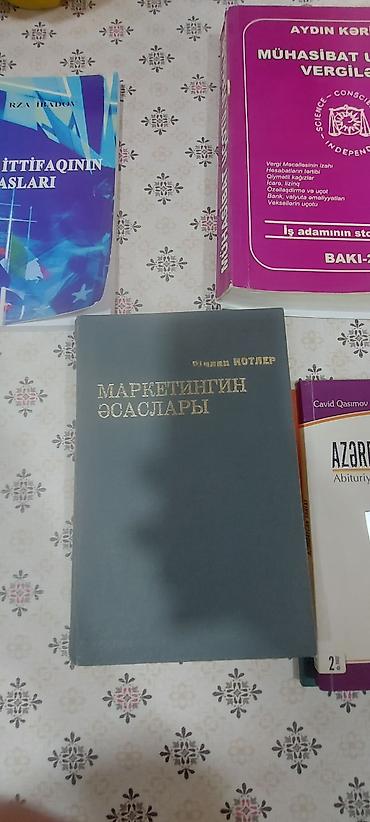 Tədris ədəbiyyatı: Kitab dəsti – İqtisadiyyat və İnformatikakitablar her biri 4 manata — 7