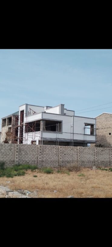 pasyolka kirov da heyet evi: Hövsan qəs. 6 otaqlı, 220 kv. m, Kredit var, Orta təmir