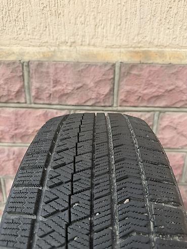 Шины и диски: Шины 235 / 45 / R 17, Зима, Б/у, Легковые, Bridgestone — 2