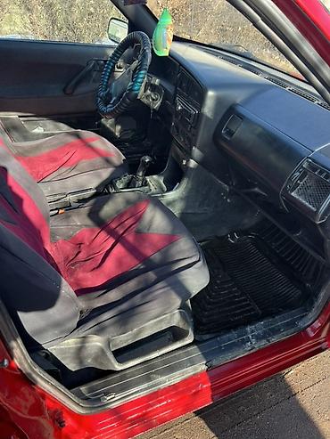 Volkswagen: Volkswagen Passat Variant: 1989 г., 1.8 л, Механика, Бензин, Универсал at lalafo.kg — 11 Volkswagen: Volkswagen Passat Variant: 1989 г., 1.8 л, Механика, Бензин, Универсал — 11