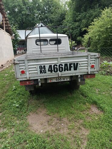 грузовой техника: УАЗ Pickup: 2010 г., 2.7 л, Механика, Бензин, Пикап
