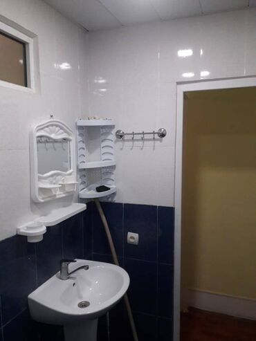 Uzunmüddətli kirayə mənzillər: Binəqədi rayonu,9 cu mikrorayonda,pajarninin yanında,2 otaqlı, orta — 7