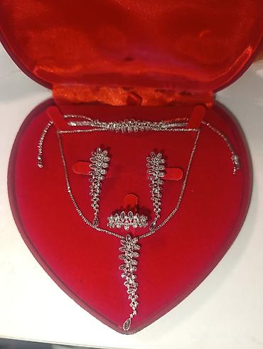 Zərgərlik dəstləri: Ağ qızıl, 585 Əyar — 2