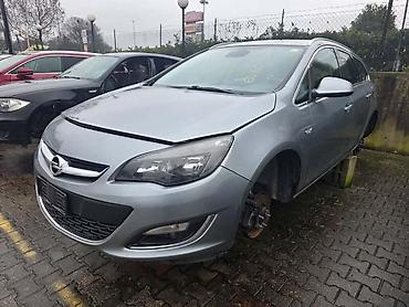 polovan auto do 1500 evra: OPEL ASTRA J 2012. GOD. - KOMPLETAN AUTO U DELOVIMA | AUTO DELOVI — 3