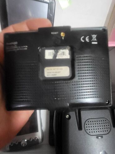 GPS: Stigli iz nemacke 8 komada od koji 2 rade normalno jedan samo svetli — 18