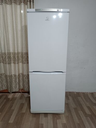 кредит на холодильник: Холодильник Indesit, Б/у, Двухкамерный, De frost (капельный), 60 * 170 * 60