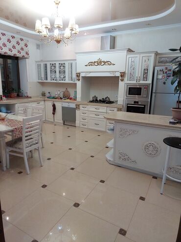 киргизия дом: 230 м², 5 комнат, Свежий ремонт Кухонная мебель