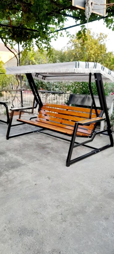 Qaşıqlar: Divan-yelləncək, Zontikli, Taxta