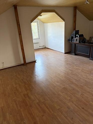 Күндүк ижара: 180 м², Жарым -жартылай эмереги бар — 3