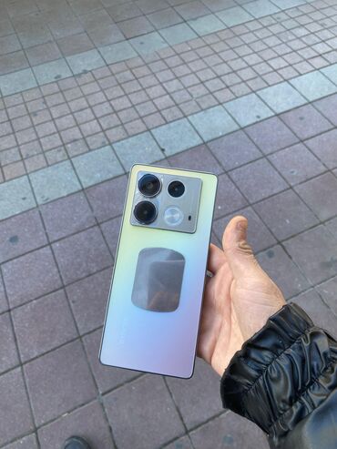 Infinix: Infinix Note 30 Pro, Sensor — 1