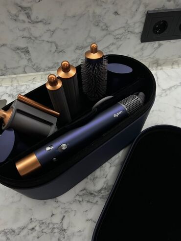 продать номер телефона: Продаю Dyson Airwrap (синий), почти новый! Покупала в Италии