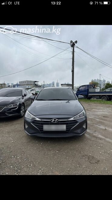 очень срочно продам: Hyundai Avante: 2019 г., 1.6 л, Автомат, Бензин, Седан