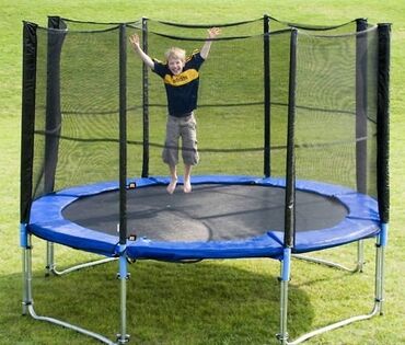 Другое для спорта и отдыха: Батут каркасный 305 см с защитной сеткой Для детей и взрослых