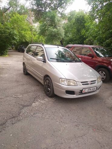 Mitsubishi: Mitsubishi Space Star: 2002 г., 1.3 л, Механика, Бензин, Седан