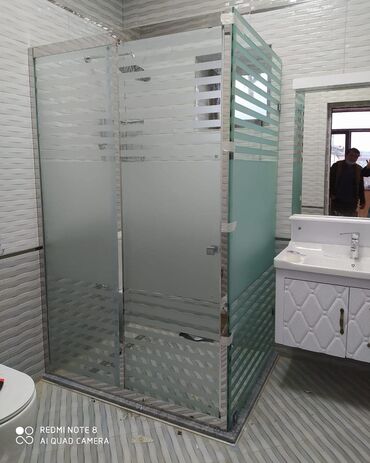 Duş kabinaları, arakəsmələr: Yeni Üstü açıq kabina, Künc üçün, Pulsuz çatdırılma — 9