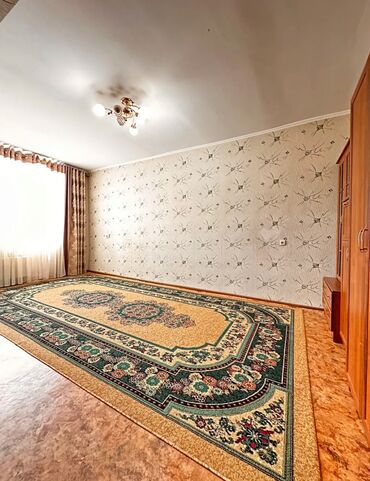 район 4 гор больницы: 1 комната, 36 м², 4 этаж, Косметический ремонт