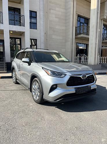 Toyota: Toyota Highlander: 2021 г., 3.5 л, Автомат, Бензин, Кроссовер — 2