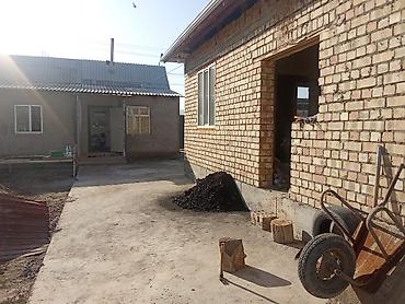 Продажа коттеджей и домов: Уй Сатылат. Биринчи май районуна караштуу Мурас Ордо коңушунан Мектеп — 2