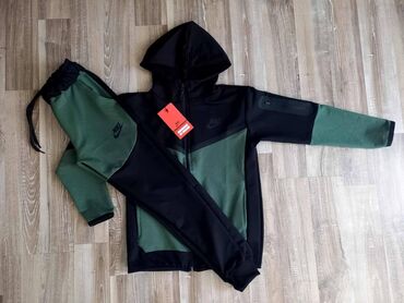 Komplet trenerke: Nike, Unisex — 2