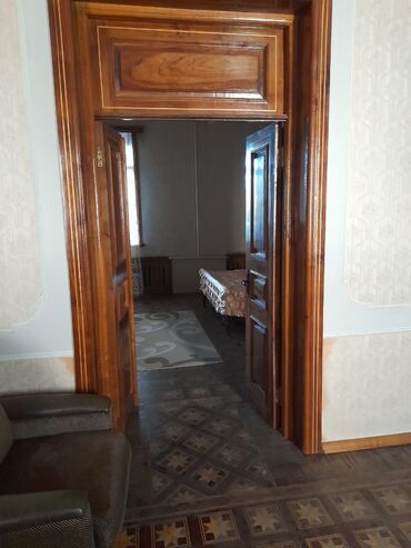 Həyət evləri və villaların satışı: 9 otaq, 264 kv. m, Kredit var, Orta təmir — 15